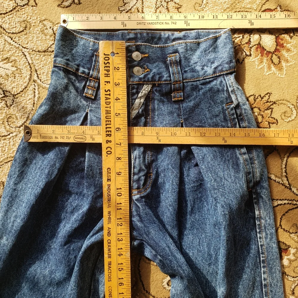 Vintage Jordache 24" waist high rise pleated jeans Barrel Leg - Picture 15 of 16